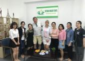 Voyageurs chez agence locale Vietnam Dragon Travel  (16)