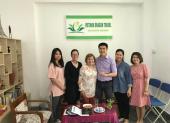 Voyageurs chez agence locale Vietnam Dragon Travel  (8)