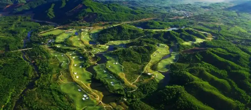 Ba Na Hills Golf Club (Da Nang) Ba Na Hills Golf Club (Da Nang)