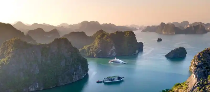 Baie d'Halong: Notre guide ultime pour choisir la croisière parfaite Baie d'Halong: Notre guide ultime pour choisir la croisière parfaite