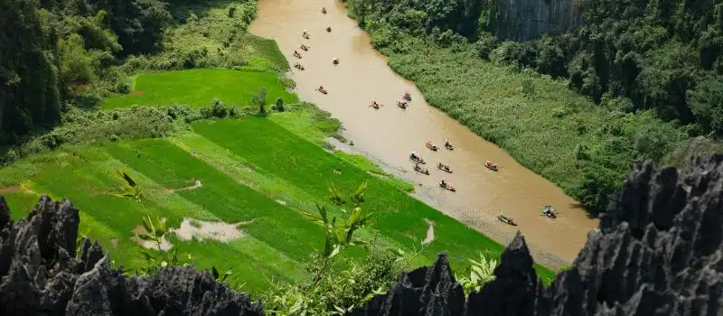 Baie d’Halong terrestre - Ninh Binh Baie d’Halong terrestre - Ninh Binh