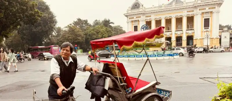 Balades en cyclo-pousse privé à Hanoi Balades en cyclo-pousse privé à Hanoi