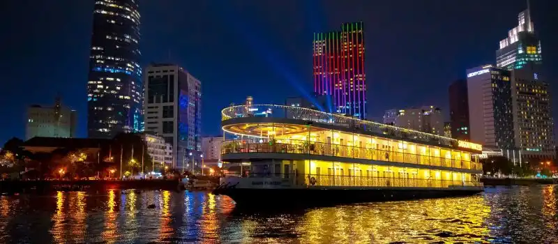 Croisières dîners privées sur la rivière Saigon Croisières dîners privées sur la rivière Saigon