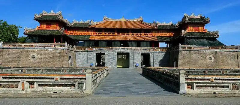Hué Cité Impériale sous le soleil radieux Hué Cité Impériale sous le soleil radieux