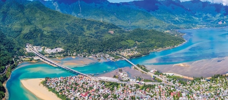 Lang Co, trésor naturel entre mer et montagnes au centre du Vietnam Lang Co, trésor naturel entre mer et montagnes au centre du Vietnam