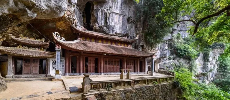 Pourquoi choisir le circuit Hanoi Halong Ninh Binh lors d’un premier voyage au Vietnam? Pourquoi choisir le circuit Hanoi Halong Ninh Binh lors d’un premier voyage au Vietnam?