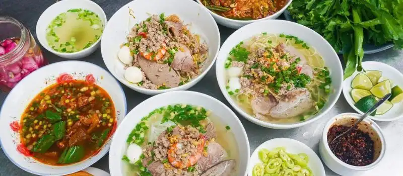 Soupe de nouilles de riz (Hu Tieu) Soupe de nouilles de riz (Hu Tieu)