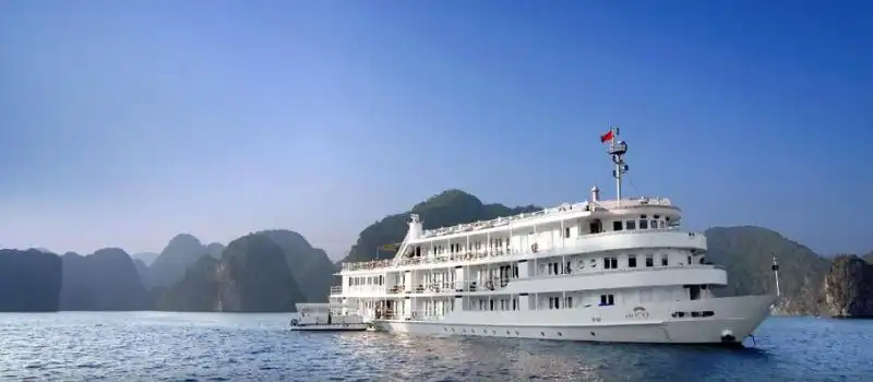 The Au Co Halong The Au Co Halong