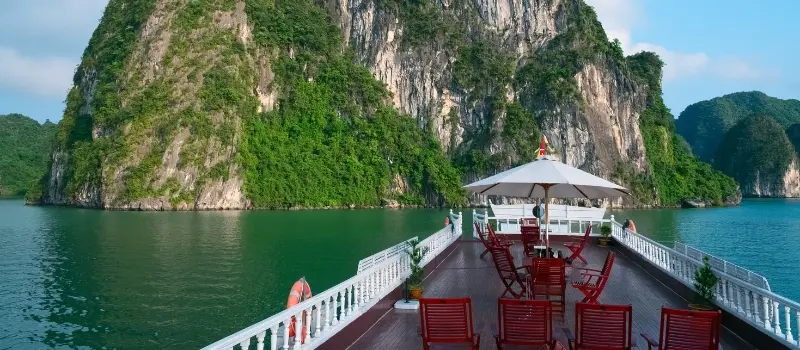 Voyage au Vietnam en été: détente en croisière à Halong et Lan Ha Voyage au Vietnam en été: détente en croisière à Halong et Lan Ha