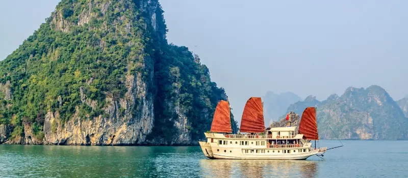 Voyage en baie d’Halong en couple Voyage en baie d’Halong en couple