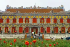 Cité Impériale de Hué: Art de Vivre Royal et Gastronomie Réconfortante