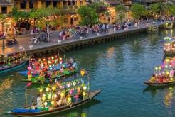 Promenade en bateau à Hoi An: Bonnes expériences voyages de luxe au Vietnam